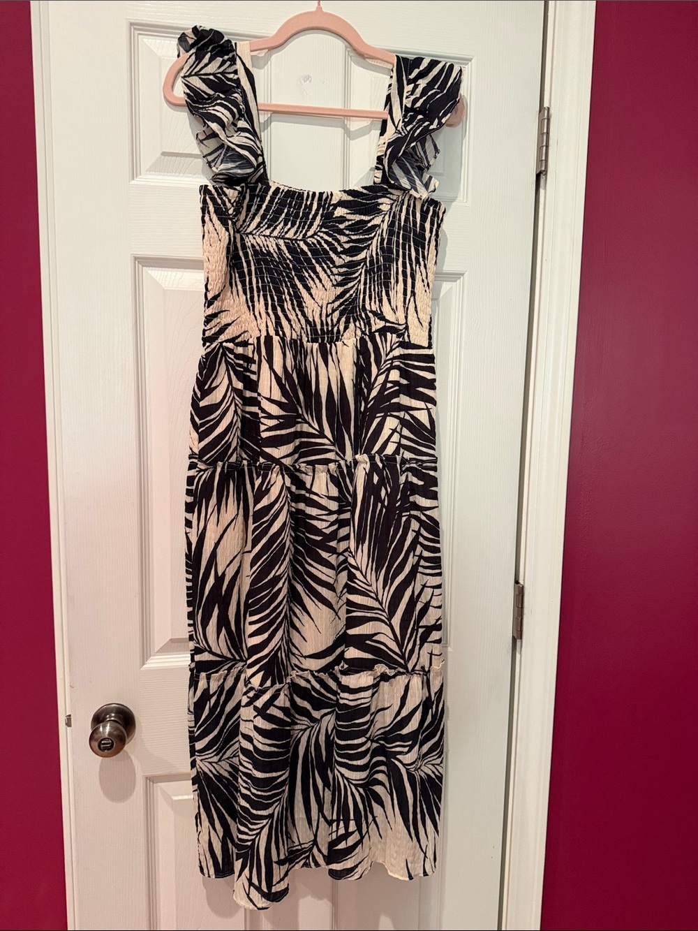 Vince Camuto Black and Cream Palm-Print Maxi Dress